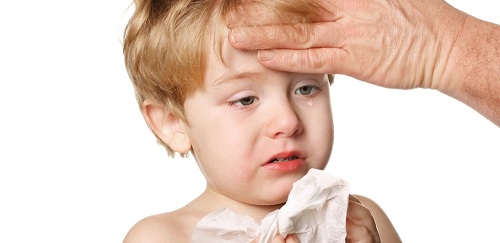 Trẻ bị cúm: 3 nguy hiểm và sai lầm mẹ cần biết 1